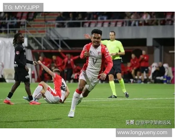 FC埃因霍温与坎布尔对决前瞻分析及赛季表现评估